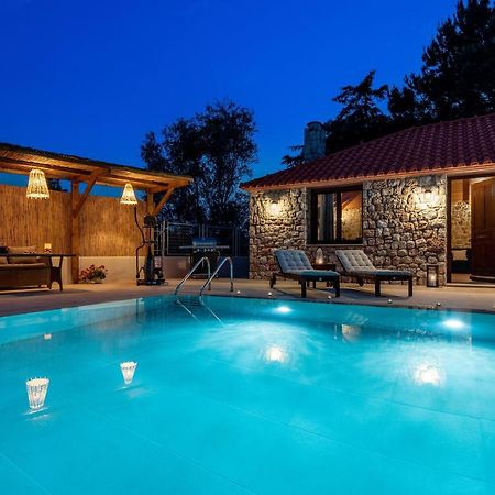 Filerolia Stone House Villa Pastida Luaran gambar