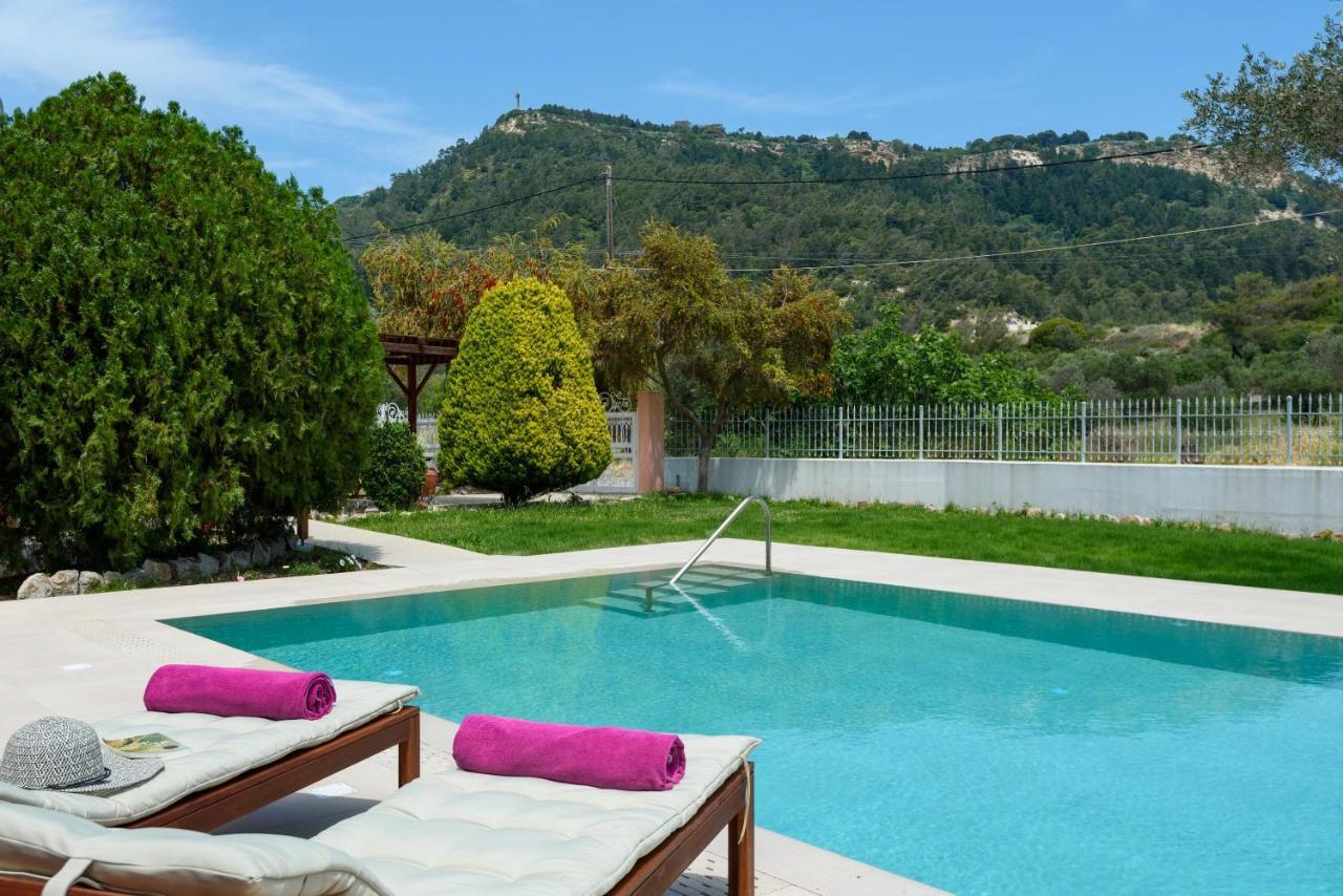 Filerolia Stone House Villa Pastida Luaran gambar